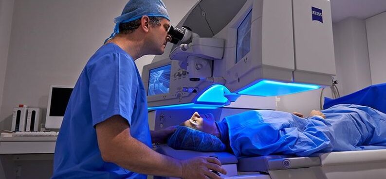 La correction de la vision laser ne dure pas longtemps et a une petite liste d'effets secondaires